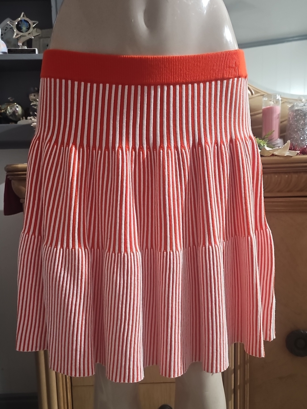 Free Assembly Women’s Red & White Striped Pleated Skirt Large (12/14)